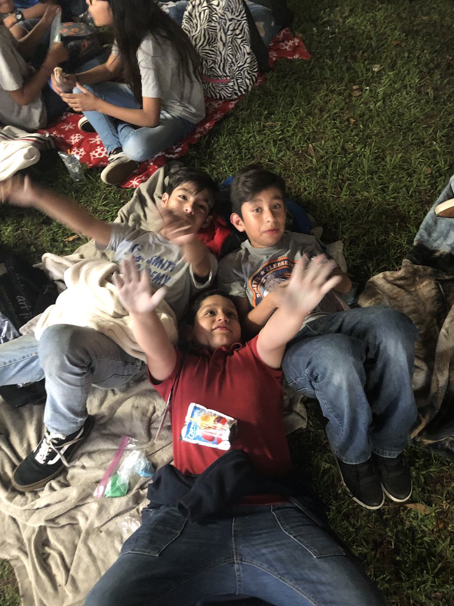 KariDierks's tweet image. We now made it to breakfast break! @smithacad Midnight 🕛 Night School #lovethesestudents #5thgrademagic