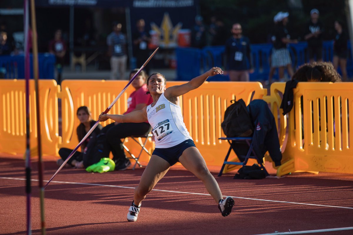 OtterAthletics's tweet photo. 🚨 HISTORY HAD BEEN MADE 🚨
FRESHMAN Nia Howard took home 🥉 today at the 2019 @goccaa Track &amp; Field Championship with a 37.62 m (123’5”) throw! This is the FIRST YEAR @CSUMBTrack has EVER PARTICIPATED in the javelin.

WE NEED SOME 🤜❤️🤛 down👇 #WeAreMB #postCCAAson https://t.co/HuWAAF3kJs