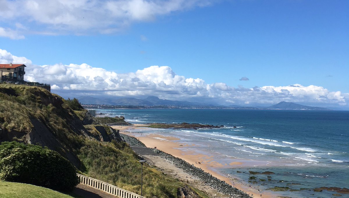 Btzfun's tweet image. #Biarritz #cotedesbasques #vue #ocean #repos #airmarin