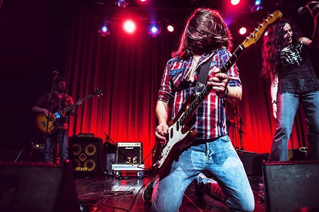 @silverflamerock live at <a href="/blackmusicfest/">blackmusicfestival</a> 
Los tendremos en el @in_somni_festival

#BMF19 #blackmudicfest19 
#musicphotography #gigphotography #livemusicphoto  #photography #fotodeconcierto #musicphotographer #instamusic  #live  #musicportrait #igw_rock #concierto #livemusic …