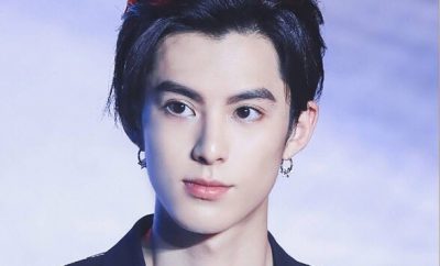 murasakinososhi's tweet photo. Dylan Wang appreciation post 💝💖💗💓💞💕❣ HE'S SO CUUUUTE I LOVE HIM 🥰
#DylanWang https://t.co/ucZliwNk51