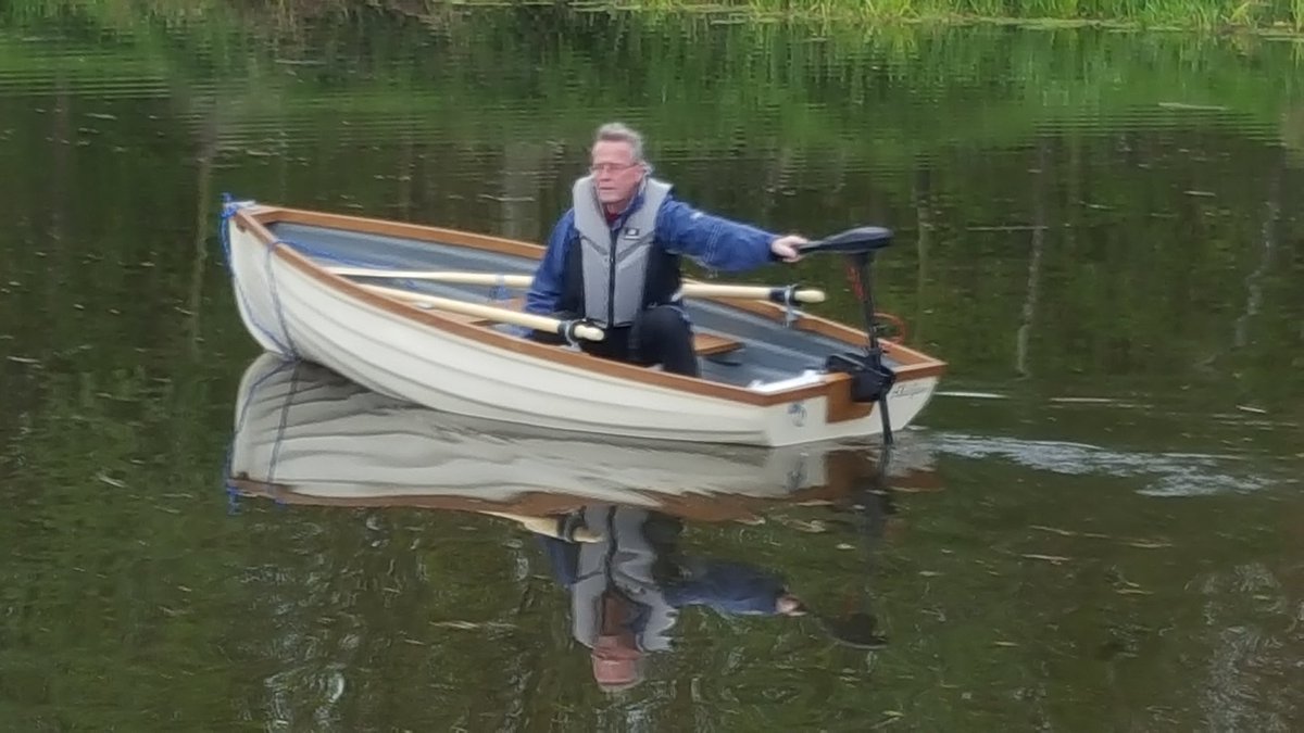 SedgemoorBoats's tweet photo. Delivered and launched, this SB330 is now safely moored at it's new home by the river Avon.
Viewed earlier by a couple who have placed their order!
#rowingboats #leisure #pondsandlakes #gettingafloat https://t.co/F0aGKMzDff