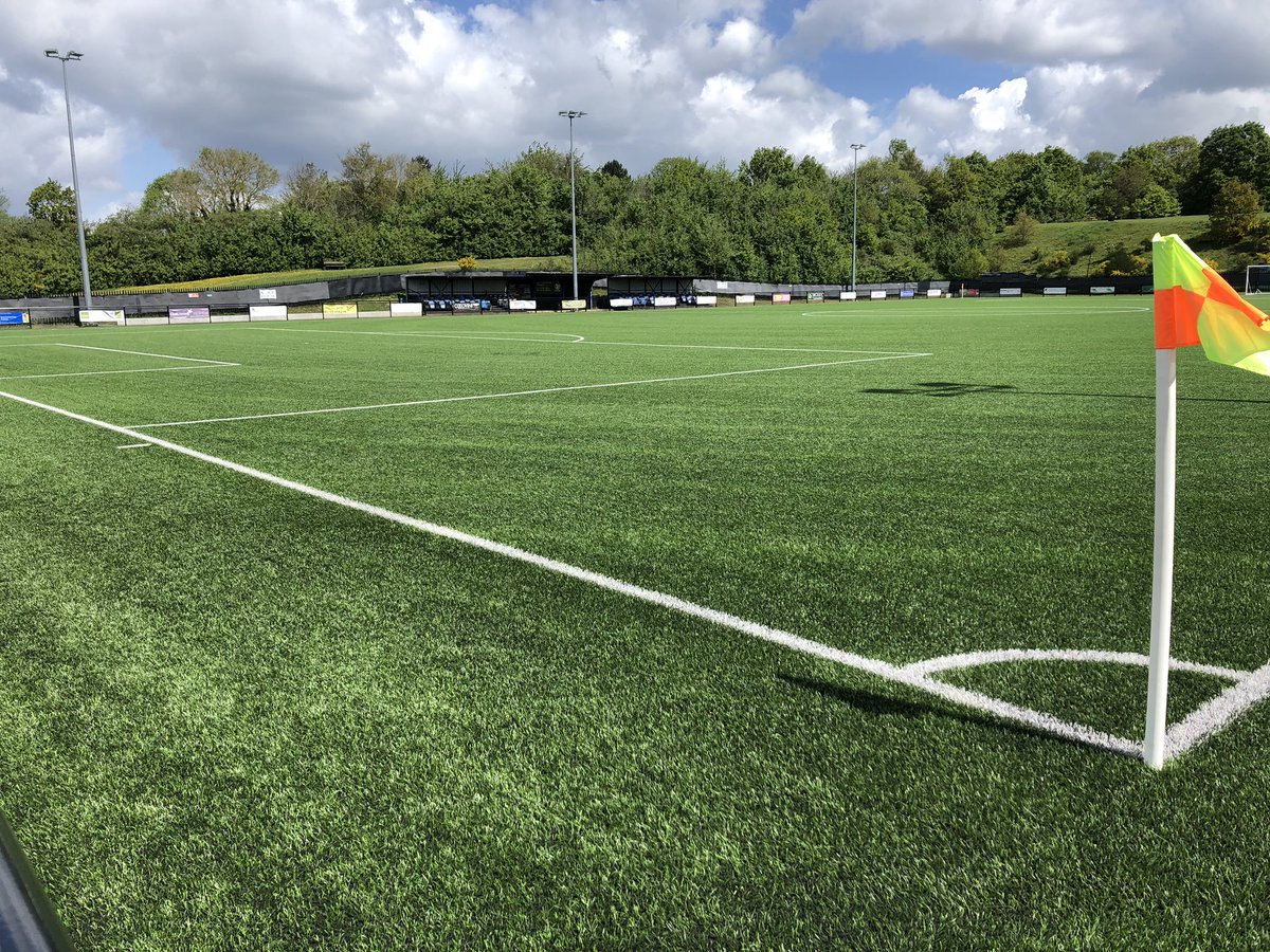 It’s looking quite wonderful at <a href="/SevenoaksTownFC/">Sevenoaks Town FC</a> for the <a href="/LeagueSevenoaks/">Sevenoaks & District Football League</a> Fisher Shield Final between @InvictaResFC and @FcRusthall Development. Kick off is 1:30. See you there.