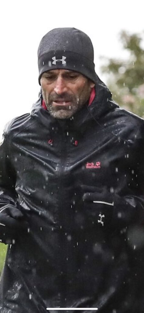 This is the time when <a href="/FrannyBenali/">Francis Benali MBE</a> needs us the most. He’s doing absolutely everything he can, now we need to do the same. Text Fran10 to 70200 to donate £10 &amp; attach a screen grab of your donation from today in the comments❤️ Together with this man👇🏼we’ll beat cancer! #ironfran