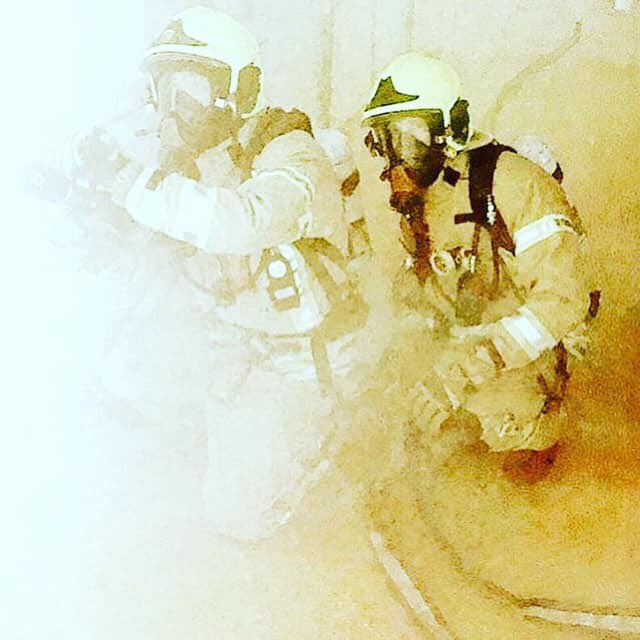 Vandaag, 4 mei is het internationale brandweerdag! Respect aan alle brandweermannen en -vrouwen die anderen in nood helpen!