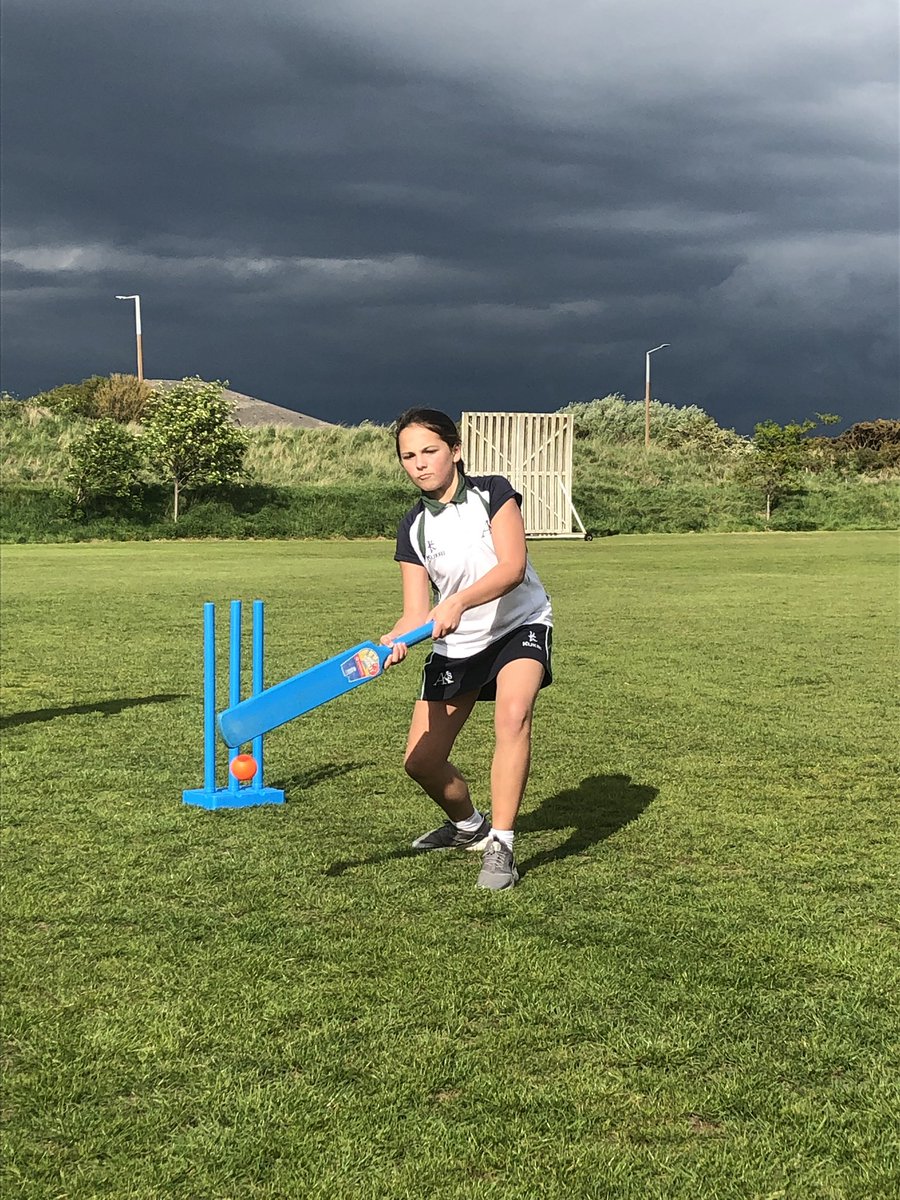 AKSSport's tweet photo. Friday nights just got a whole lot of fun @AKSSchool with @StAnnesCC andYr7-8 Girls Cricket 🏏👭. Yet another exciting Co-Curricular &amp; Community engagement programme on offer. #Cricketpathway@aks @ECB_cricket @SportFylde https://t.co/SIO8lKmO24