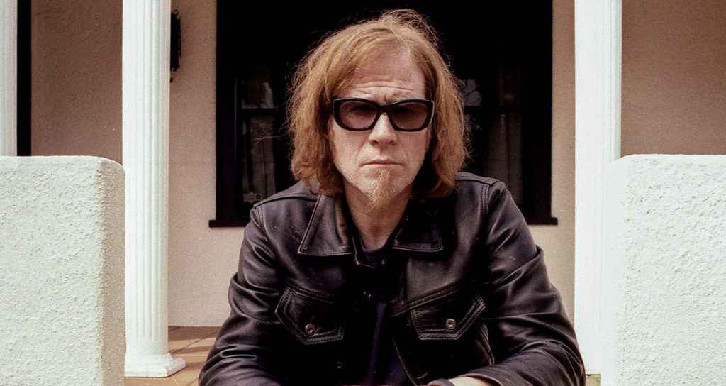 Breekijzer op Pinguin On The Rocks:
Mark Lanegan - Stitch It Up

Hoe vind je 'em?
pinguinradio.com/magazine/78638…