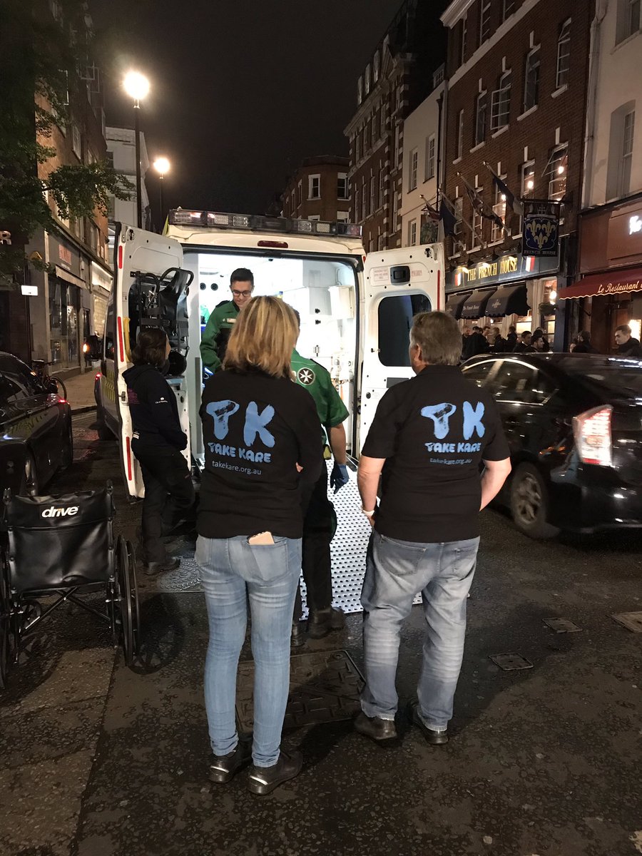NightStars_NST's tweet photo. Last night we were joined by @ralphakelly and @NatalieZelinksy from #TakeKare Sydney observe the team. Theyโve both been so helpful with sharing information and best practice. Both our initiatives are helping people #EndTheNightRight #lookinggoodinpink https://t.co/w0XZVT4HzT