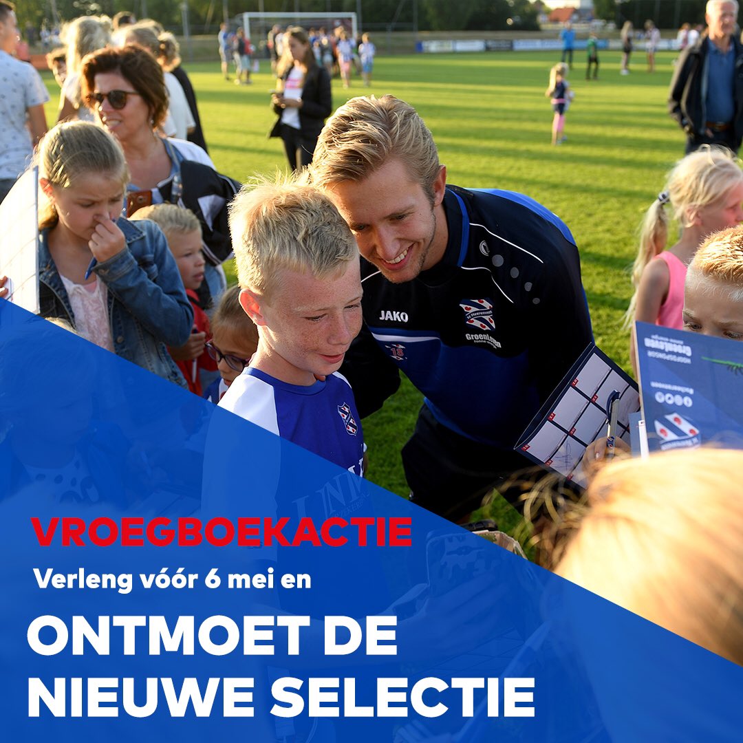 scHeerenveen's tweet photo. 🕜 Laatste kans om gebruik te maken van de vroegboekactie voor verlengers!  Verleng voor 6 mei en krijg naast de Meet&amp;Greet, 50% korting op het nieuwe thuisshirt, een unieke één met Heerenveen sjaal en 3 toegangskaarten voor het seizoen ‘19/’20! Blijf #EenmetHeerenveen! https://t.co/8qGoGQFZmg