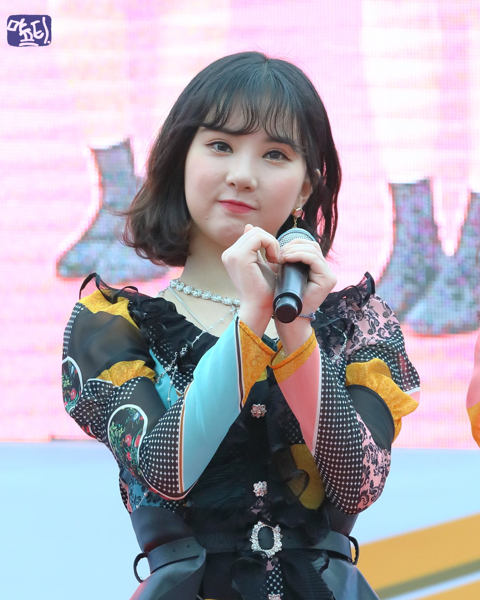 D5tejplV4AAoWKP.jpg:large