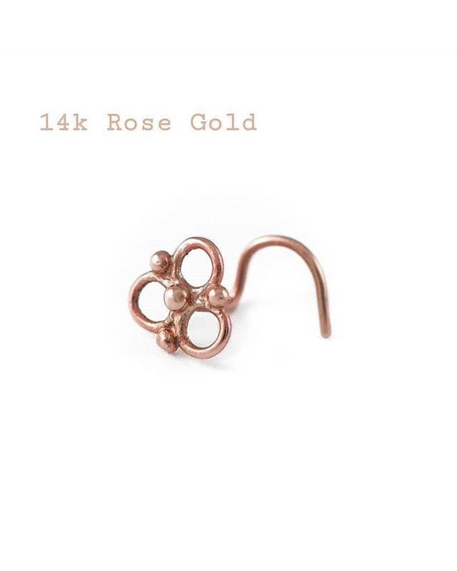 MeiravNiv's tweet image. 14k Rose Gold nose stud.
.
.
.
.
#studiomeme #solidgold #earrings #14kgoldearring #daintyjewelry #goldnoserings #goldbodyjewelry bit.ly/2Y6RSQQ