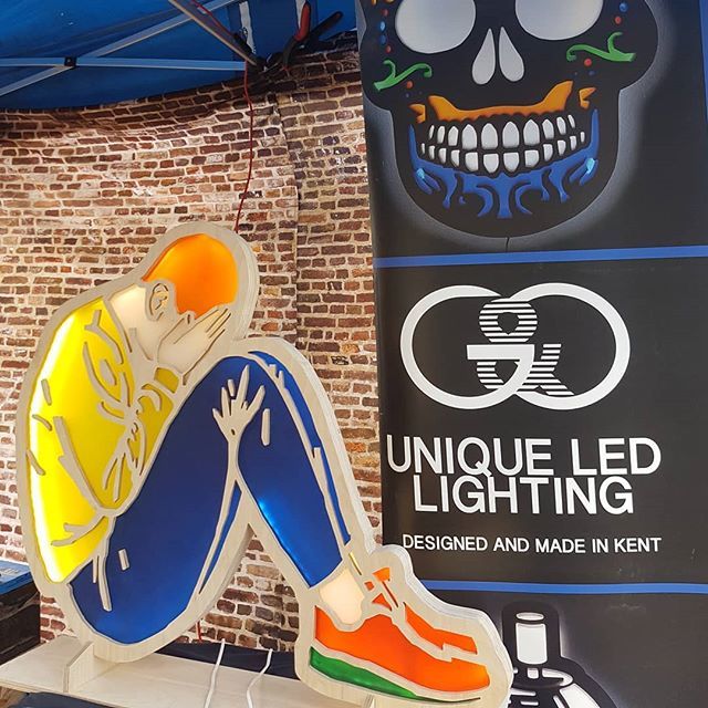 GoodandOriginal's tweet photo. 1st Saturday of the month - Best of Faversham Market. Bright but chilly. Come and see all the artisans and craftspeople. .
.
.
.
.
 #product #moderndesign #concept #designing #designs #interiorarchitecture #designers #prototype #instadesign #designporn #… https://t.co/q6yR3MTfKz https://t.co/mydDt7RTSe