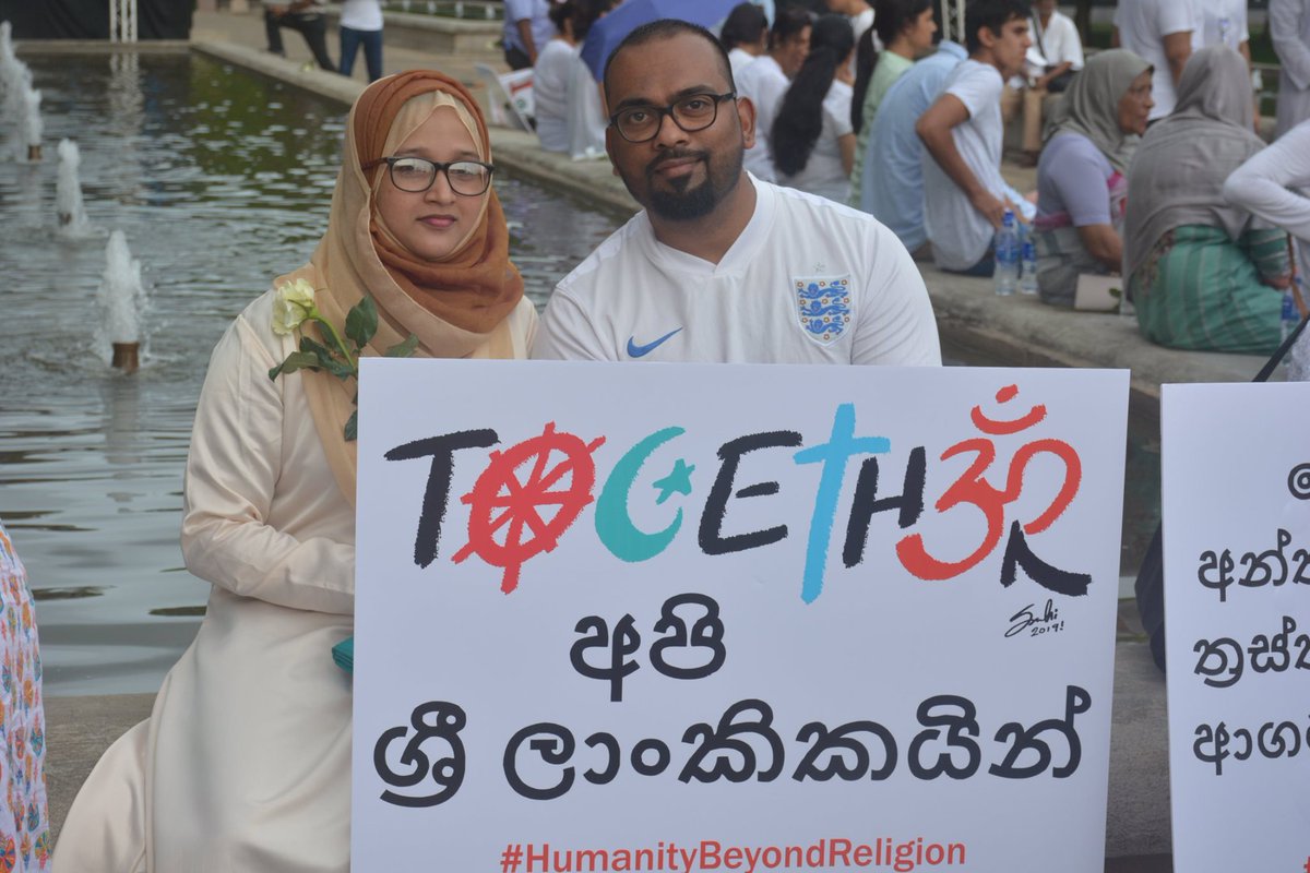 ABCDnowLk's tweet photo. road2rights: RT sunandadesh: #SriLanka We will overcome. Today in #Colombo https://t.co/jbxQ2qhYhz https://t.co/WFTJq9mpIZ #ABCDnow