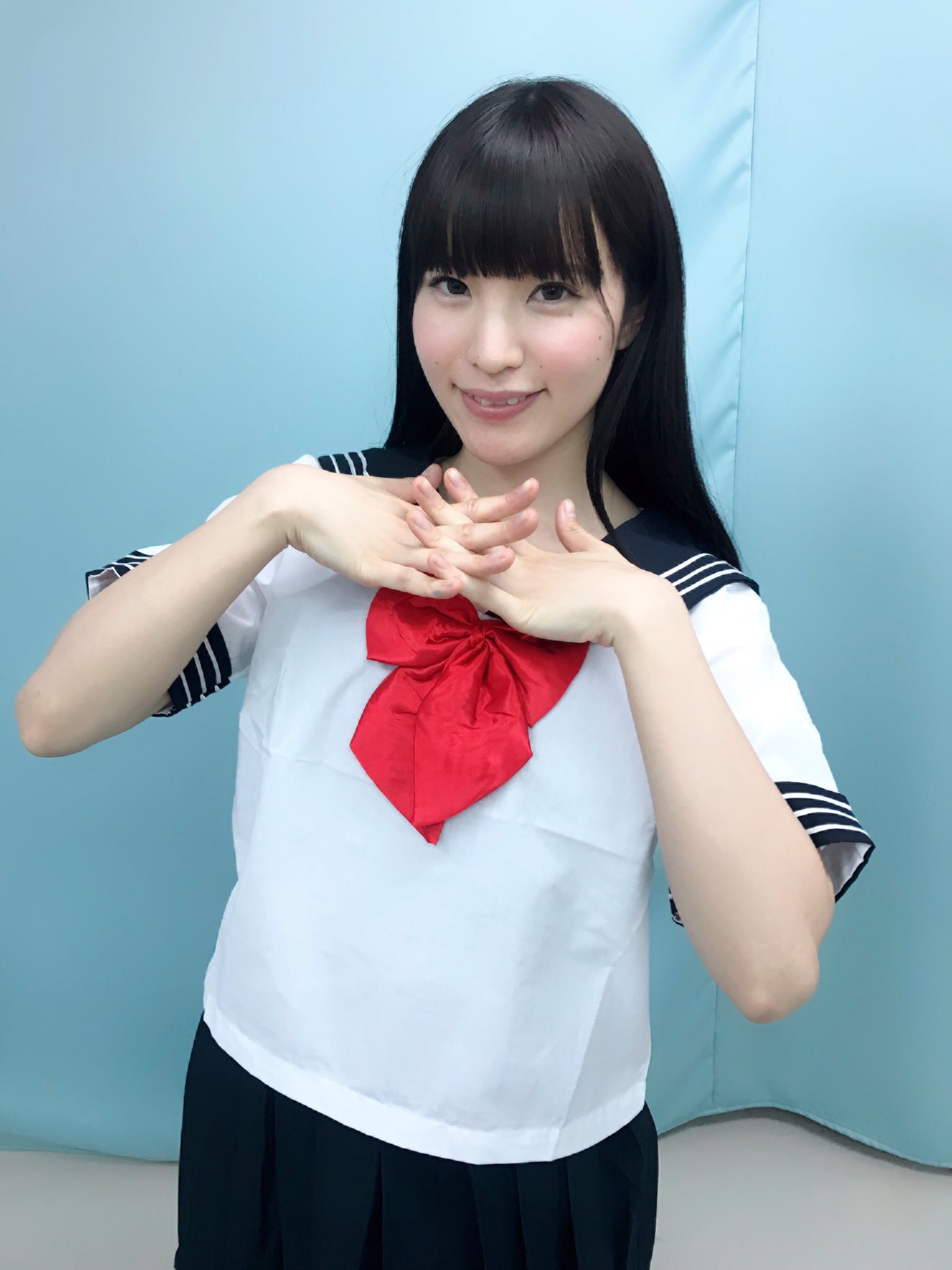 八尋麻衣 