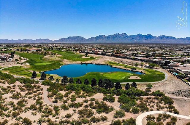 PureLasCruces's tweet photo. 📸 @davelevinephotography
What more could you ask for water, green grass and the beautiful Organ Mountains?! Yes please. Enjoy👍😁 and have a wonderful weekend!
___________________________________
#PureLasCruces #PureLc #LasCruces #LCNM #VisitLasCruces #CityofCrosses #OrganMou… https://t.co/OHGVXGt4Uz