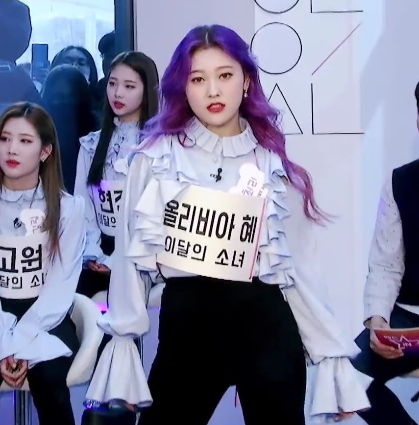 Loona_lq's tweet photo. https://t.co/VBzhZcjBya