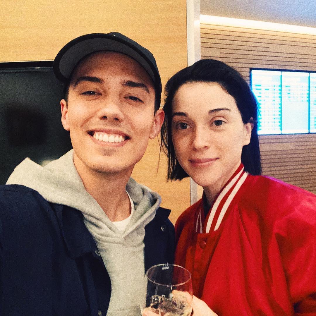 CDACmartillo's tweet photo. Annie Clark/@st_vincent with #leroysanchez in NYC. (📷: #leroysanchez IG). #annieclark #stvincent #st_vincent https://t.co/5E6tCZUGfJ