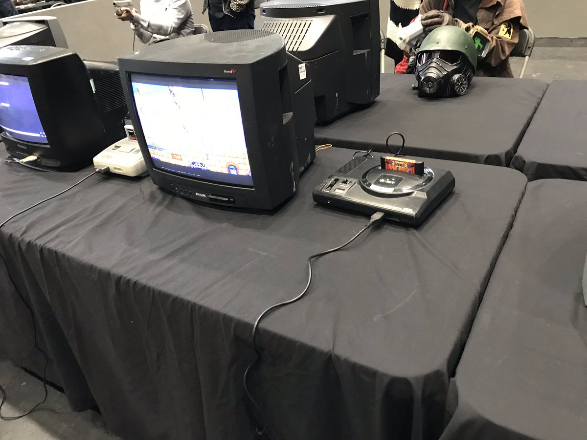 So many retro SEGA classics! 😱

We’re having a quick look around the #PLAYExpoManchester retro event this weekend! 

Who else is checking the place out? 🎮