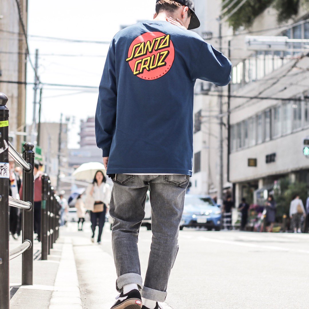 Feelin_osaka's tweet photo. 【SANTA CRUZ】CLASSIC DOT L/S TEE (HARBOR BLUE) Lサイズ
https://t.co/E4o1yVxcbg
定番かつ人気の高い”CLASSIC DOT”アイテム。
ボディカラーはあえて定番以外をチョイスするのも面白いですね！
M〜XLサイズまで展開あり。
#santacruz #santacruzskateboards #classicdot #tee #streetwear https://t.co/fJNd1Ib3mm