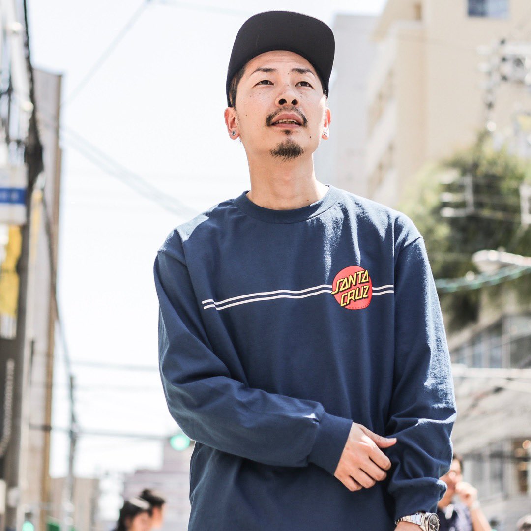 Feelin_osaka's tweet photo. 【SANTA CRUZ】CLASSIC DOT L/S TEE (HARBOR BLUE) Lサイズ
https://t.co/E4o1yVxcbg
定番かつ人気の高い”CLASSIC DOT”アイテム。
ボディカラーはあえて定番以外をチョイスするのも面白いですね！
M〜XLサイズまで展開あり。
#santacruz #santacruzskateboards #classicdot #tee #streetwear https://t.co/fJNd1Ib3mm
