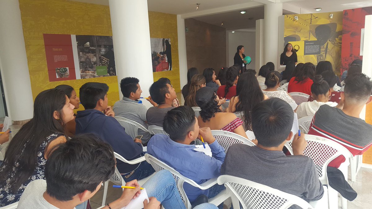 museodlcarnaval's tweet photo. Segunda semana del "I TALLER DE CONCIENTIZACIÓN TURÍSTICA Y GESTIÓN  HOTELERA", a cargo de los señores pasantes de la Universidad Estatal de  Bolívar, de la carrera de Turismo y Hotelería, que se desarrolló en las  instalaciones del #MuseoDelCarnaval https://t.co/p7bl9zPiw4