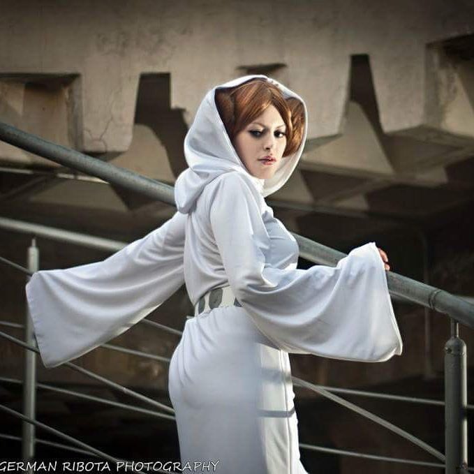 Giani1's tweet photo. @FloridaSupercon Please invite the queen of international cosplay @Nadyasonika @NadyasonikaFans this year! She hasn’t been back to Florida in years. Hoping that changes soon. #FloridaSupercon #StarWarsDay #MayThe4thBeWithYou 👾🌟❤️ https://t.co/TAMa6jMNo4