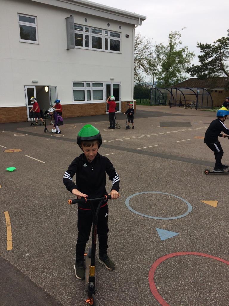We’ve just launched a new and exciting Scooter safety programme and skateboard coaching for beginners at @whiterockschool have begun for yr3-5. Does your school want help with active travel and scooter safety?  #Devon #wheeledsports #scootersafety #wsa #pe