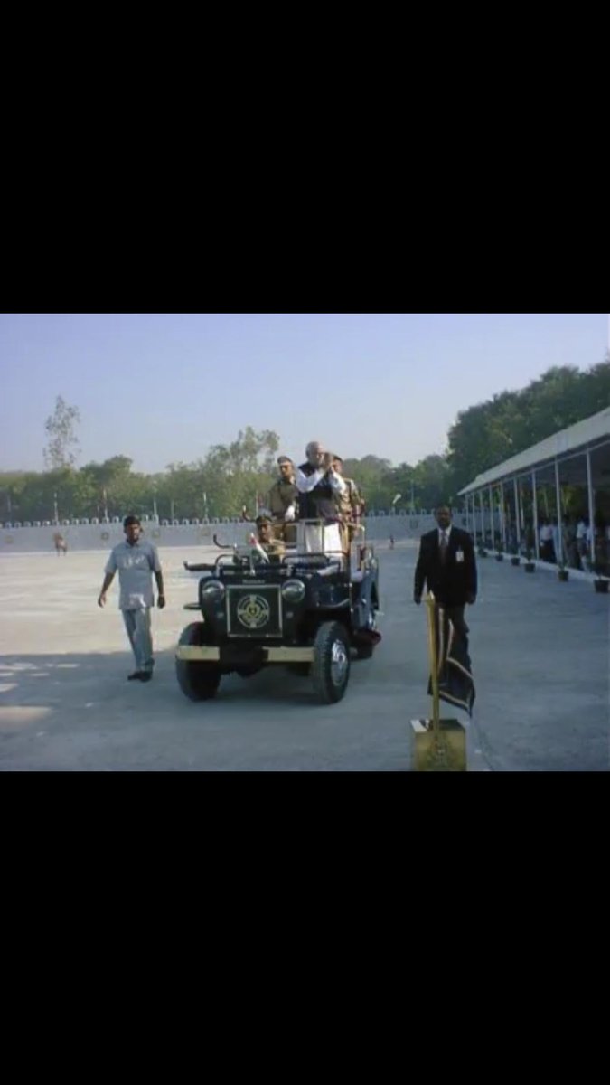 ipsvipul_'s tweet photo. #SweetMemories
#PassingOutParade #IPS #2002 #NPAHyderabad
#DeputyPM
#BestProbationer #ParadeCommander
@IPS_Association https://t.co/gv0hroWFjY