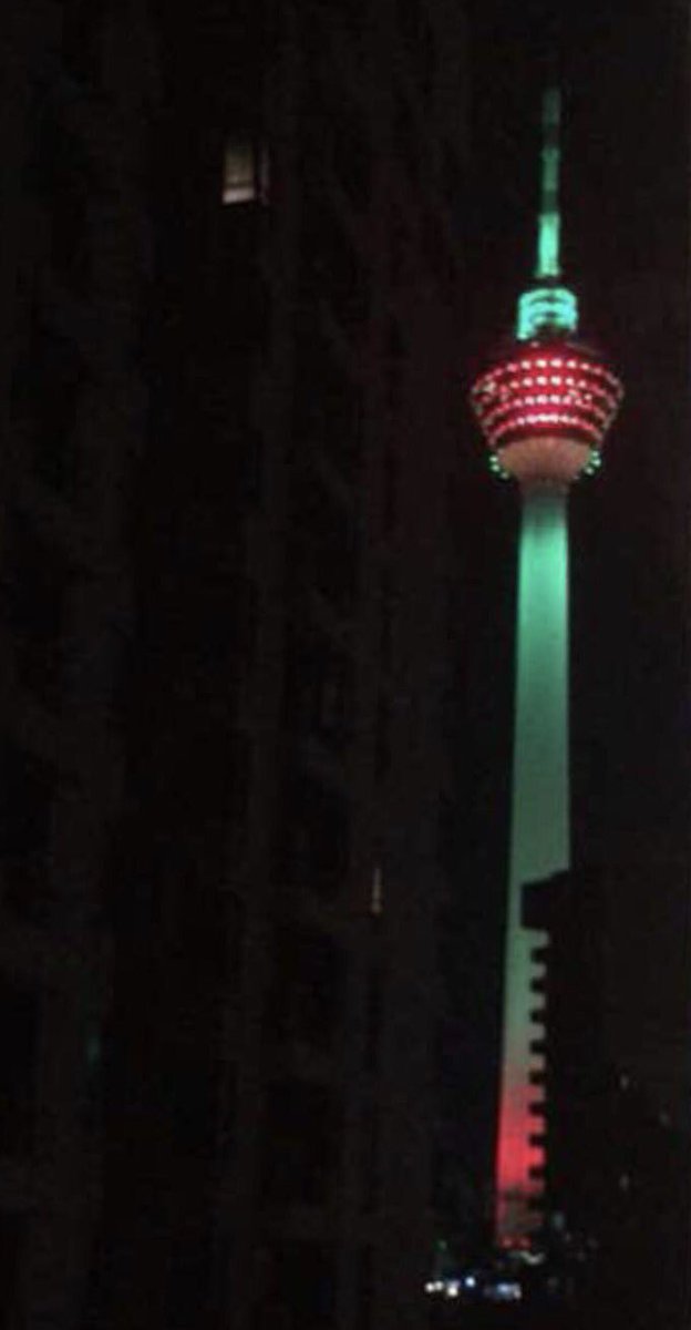 How's this for <a href="/MayoDotIE/">Mayo.ie</a> #MayoDay celebration - the tallest tower in #Penang #Malaysia lit up #GreenandRed by <a href="/HealyMacs/">Healy Mac's</a> Team