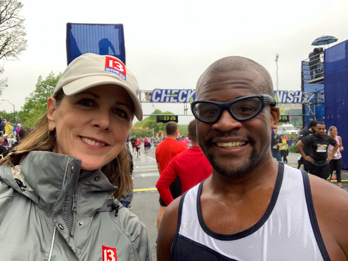 MaryWTHR's tweet photo. Good to see my running hero Andrew Peterson @ the #OneAmericaMiniMarathon - he ran the 5k #kidsfit #wthr https://t.co/yMbpUTIn1E