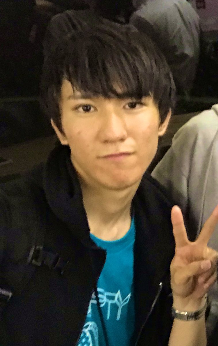 roast_quality's tweet photo. メンバー紹介
J

ボイパ.コーラス3担当
��々の練習と、センスで現在の実力を手にした努力家。
煎りクオの2回生メンバーで
これからのエンプティを担う存在 https://t.co/bhorcC97wN