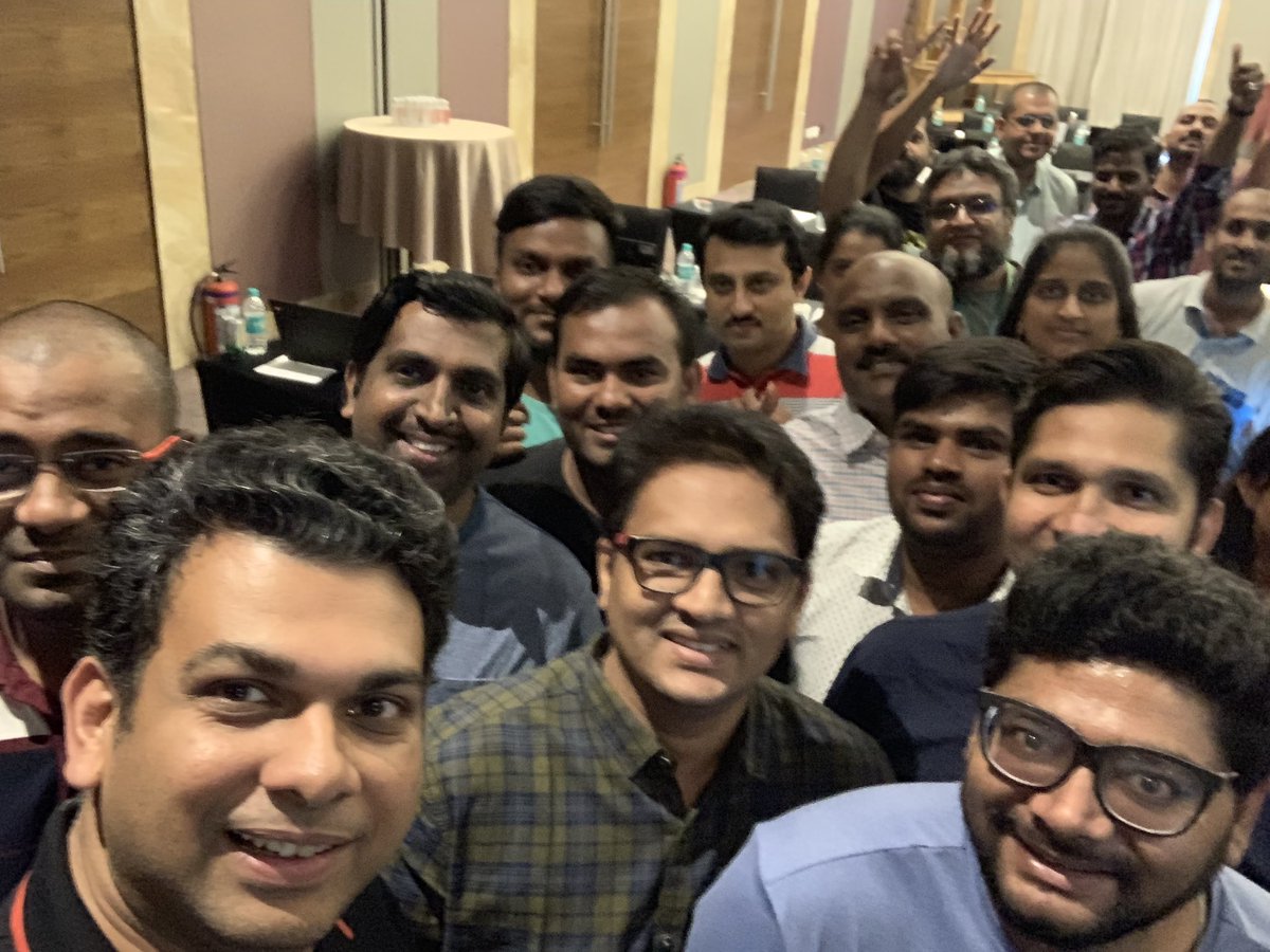 sandeshr's tweet photo. Meeting lots of friends and old faces at Oracle ATP Roadshow @AIOUG @aioug_bengaluru #OracleDatabase #oraclegroundbreakers @groundbreakers #aioug #oracleatp https://t.co/ydB5ppRIQO