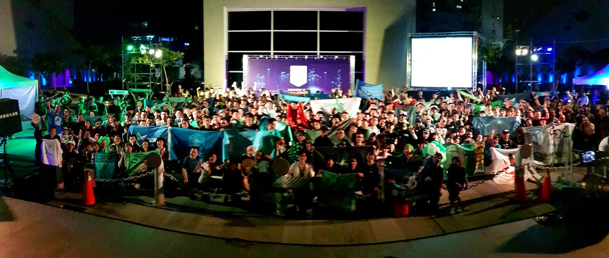 jeffclarenz's tweet image. Anomaly group photo. #ingress #abaddonprime #embeddedreporter