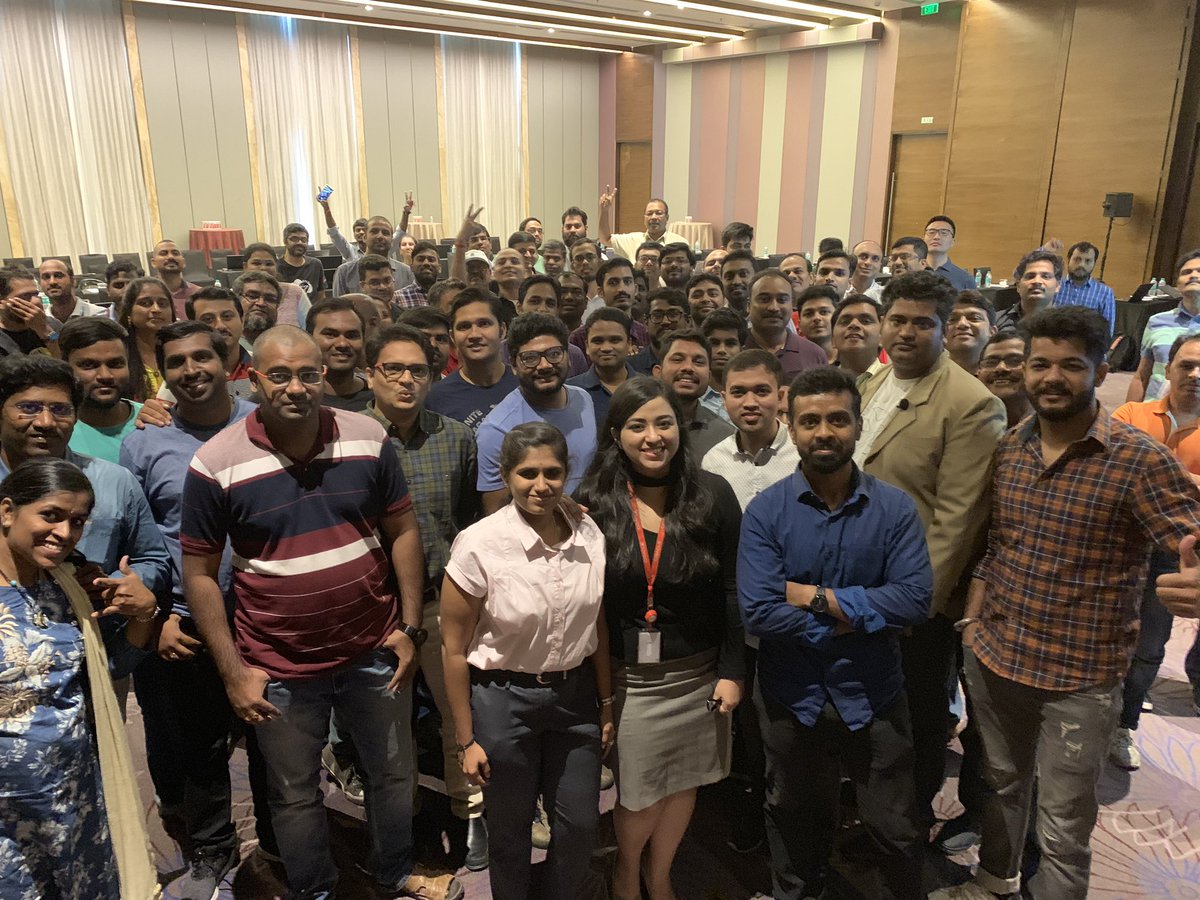sandeshr's tweet image. More fun with labs at Oracle ATP Roadshow and lots of energy and with the teams that make it happen and a fun full audience  #oracle #oracleatp  #aioug @aioug @OracleIaaS @groundbreakers @OracleDatabase @pintodasPD @sai_penumuru @DawaaTamangg @TonyChen001 @cmvithlani