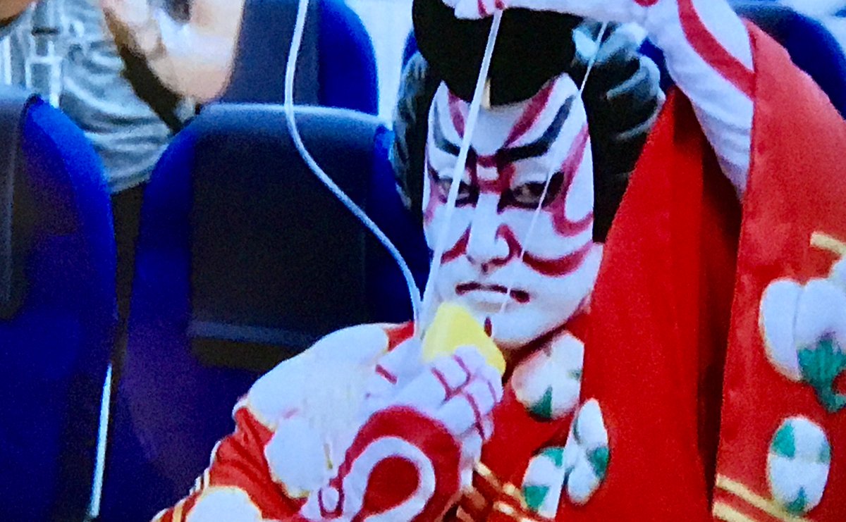 Anaの機内安全ビデオに出てる歌舞伎役者さんは誰 Togetter