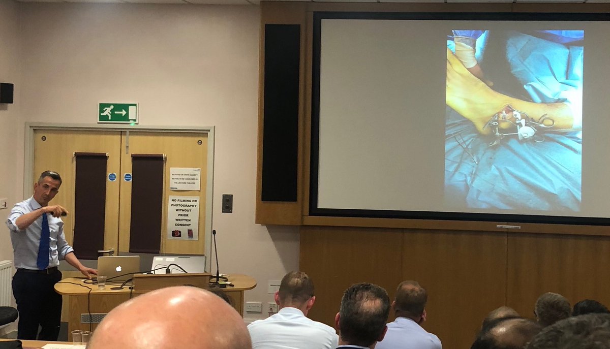 JO_SaveTheJoint's tweet photo. Thanks @feet2knees for the invite to support the excellent Ridings Yorkshire Trainee Meeting @HarrogateNHSFT. An excellent talk on the mini open AMIC tech. with #NanoFX too! https://t.co/4E0FTxlyZM