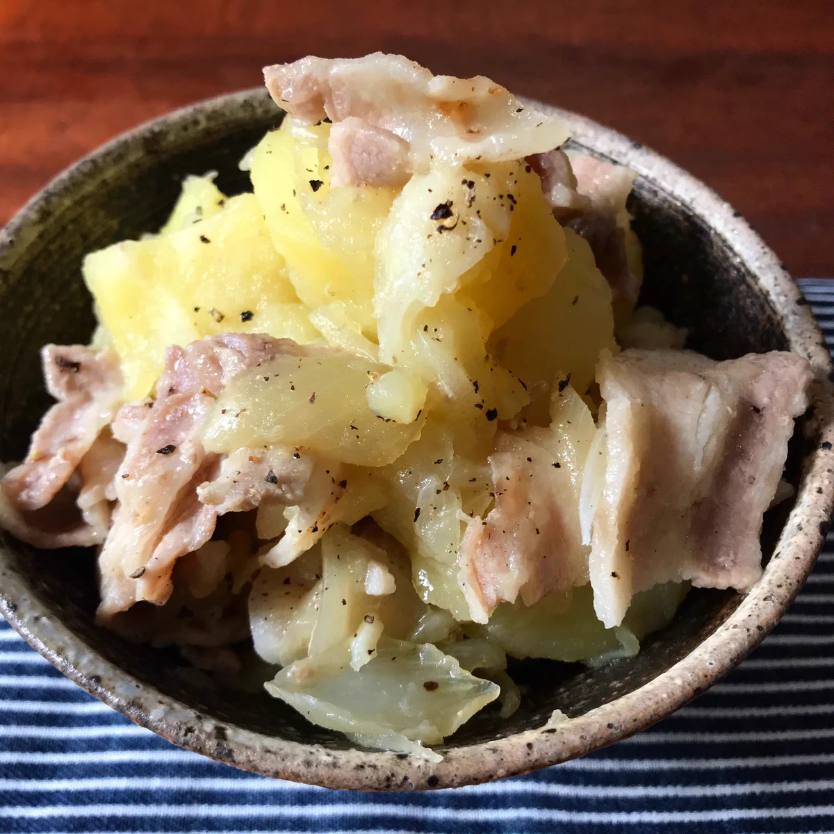 新しい肉じゃがのレシピが簡単で美味しすぎる！今までの肉じゃがに戻れないｗｗｗｗ