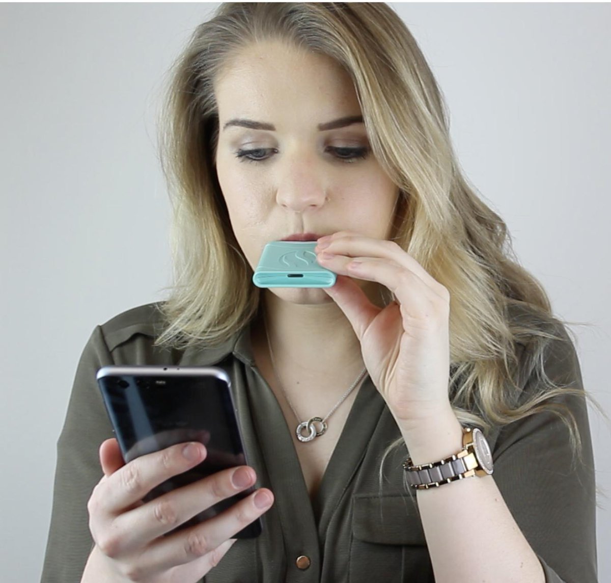FoodMarble's tweet photo. Among our top users this week, the average number of breath tests taken was 8.4 per day! We recommend 6-10 breath tests per day to get the most out of FoodMarble. Check out our blog by Dr James Brief on how hydrogen breath testing works https://t.co/mF4dUne9ma #GutHealth #tech https://t.co/32k6hnXlpz