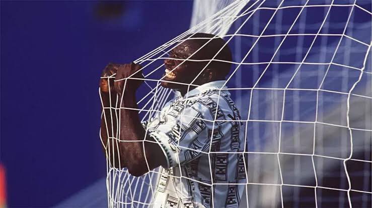 The legend of Rashidi Yekini lives on. On this day in 2012, Nigeria’s all time top scorer passed on to glory. Keep resting in power, Goals-Father. #WeRememberYekini