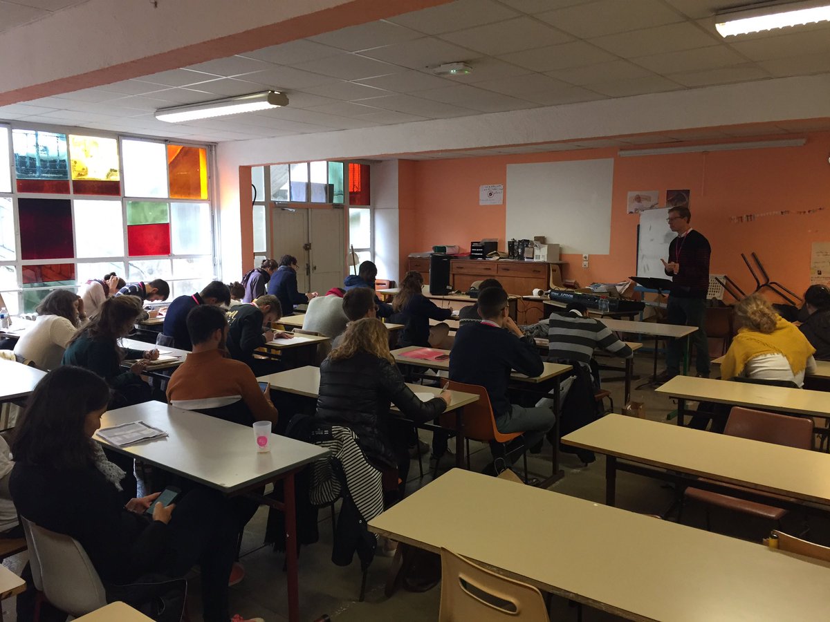 EcclesiaCantic's tweet photo. « Écriture musicale », « Technique vocale », « Direction de chœur », ...
Les masterclasses ont débutées ! #ECAngers https://t.co/t0GbQF4Zyu