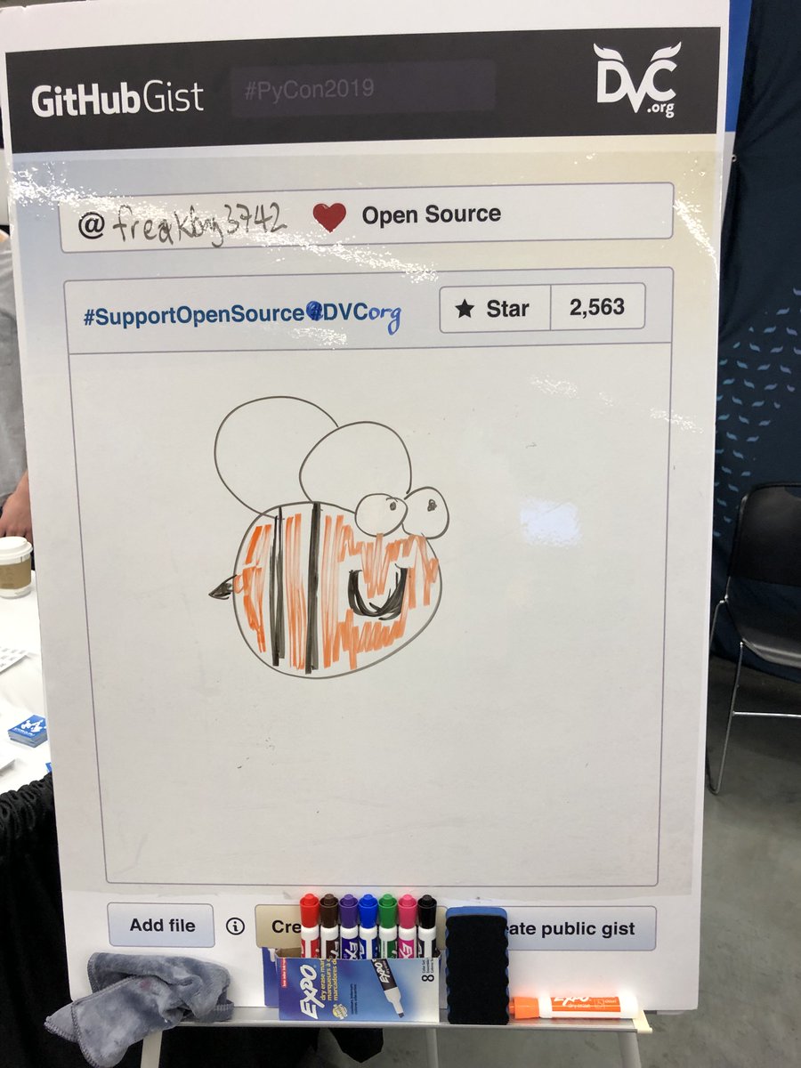 freakboy3742's tweet image. At the @DVCorg booth hoping for some @pybeeware FLOSS funding!! #SupportOpenSource