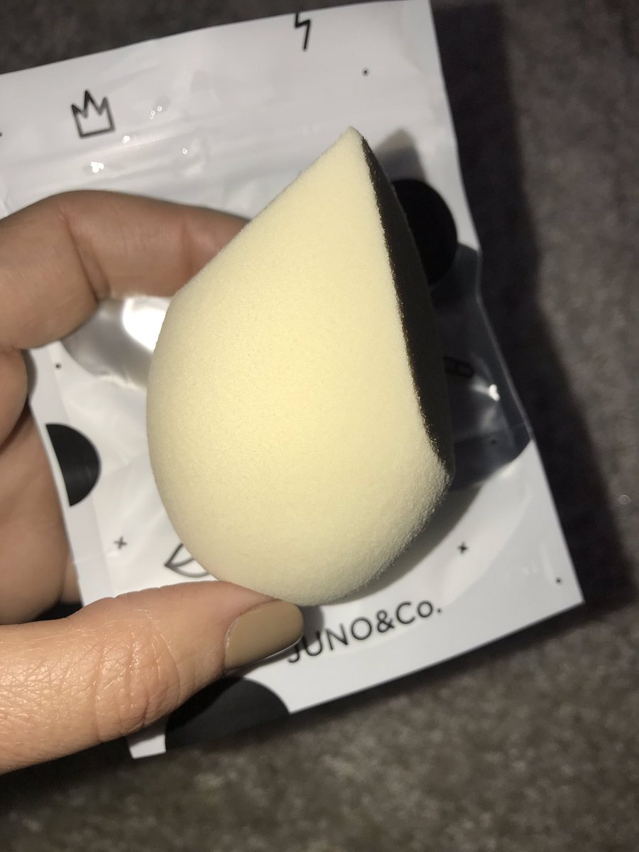 hotmessmommaof4's tweet image. OMG y’all!! This $5.00 sponge is amazing. It’s called the #cloud from @thejunoco   Save 20% with this link 👉🏻 thejunoco.refr.cc/rhonda?t=mc      #hotmessmommamd #thejunoco #cloudsponge #amazing #makeupsponge #makeup #dupe #beauty #better #youtuber #bblogger   💖😘💖 Thank you Juno&amp;amp;Co