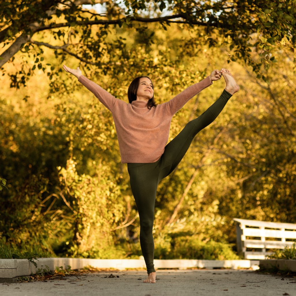 yoga_medicine's tweet photo. Seasonal depression in Spring? Here’s an oldie but a goodie from Tiffany Cruikshank, her remedy for springtime depression or irritability! https://t.co/okaJaFu0A5
#YogaMedicine #RaisingtheBar #spring #seasonalchange #springflow #yogapractice #YogaMedicineFamily https://t.co/CBJ3svvAdr
