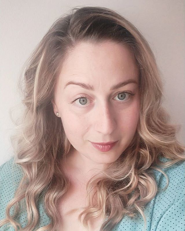siberiana_gamer's tweet photo. Wavy hair style 🌊
•
#makeportraits
#instagram
#instagood
#instapic
#instagramers
#model
#fashion
#outfit
#follow
#instadaily
#photography
#photooftheday
#fashionblogger
#blogger
#bloggergram
#influencerlife
#influencerstyle
#outfitday
… https://t.co/JldqoWDEQg https://t.co/s8OZf6qRgf