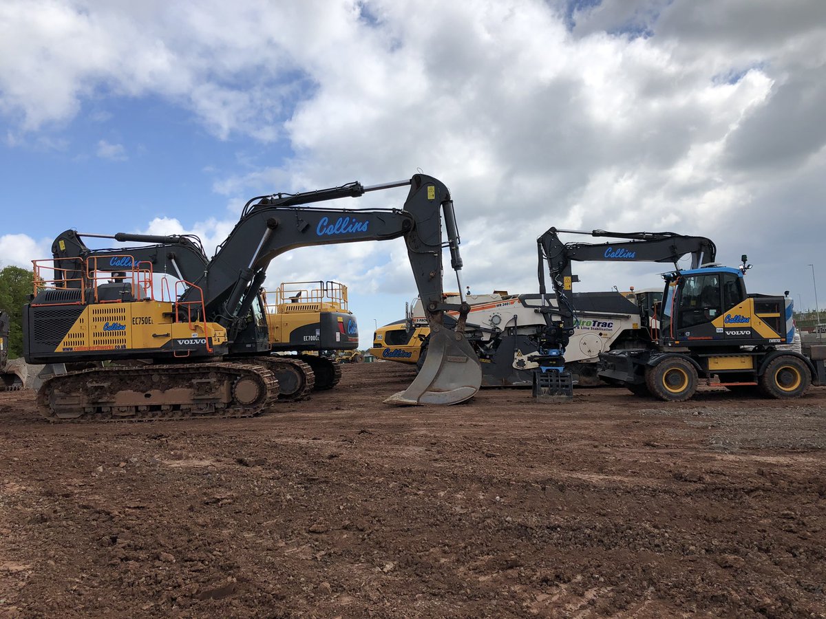 Little and large. EWR170E and EC750E 👌@SMT_GB <a href="/Collins_Earth/">Collins Earthworks Ltd</a>