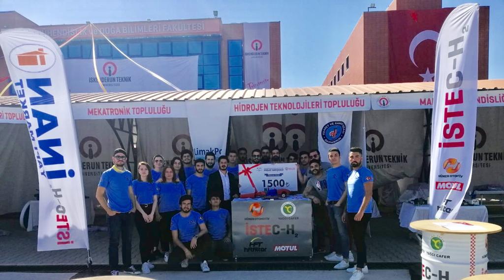 istehidromobil's tweet photo. Teknoversite günlerinde gerçekleşen TÜBİTAK Bilim İnsanı Destek Programları Başkanlığı 2242 Üniversite Öğrencileri Araştırma Proje Yarışması’na katılan ve yarışmada BİRİNCİ olan ekip üyemiz Mikail Barış  TURUNÇ arkadaşımızı kutluyor, başarılarının devamını diliyoruz. 😊 https://t.co/NDqsEAjHLo