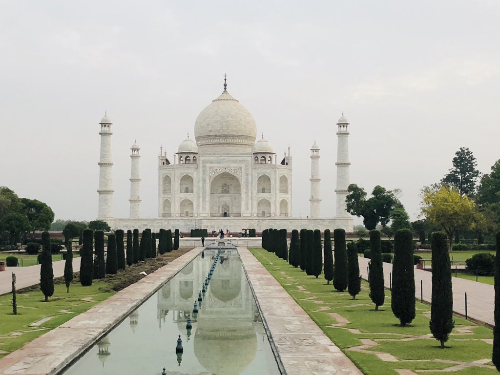 KuoniMKeynes's tweet photo. Highlight today visiting the Taj Mahal at sunrise, keep following to see where we are heading next #kuoniexpertsinIndia #kuonimegafam #TajMahal #agra https://t.co/SgQmH5lCAC