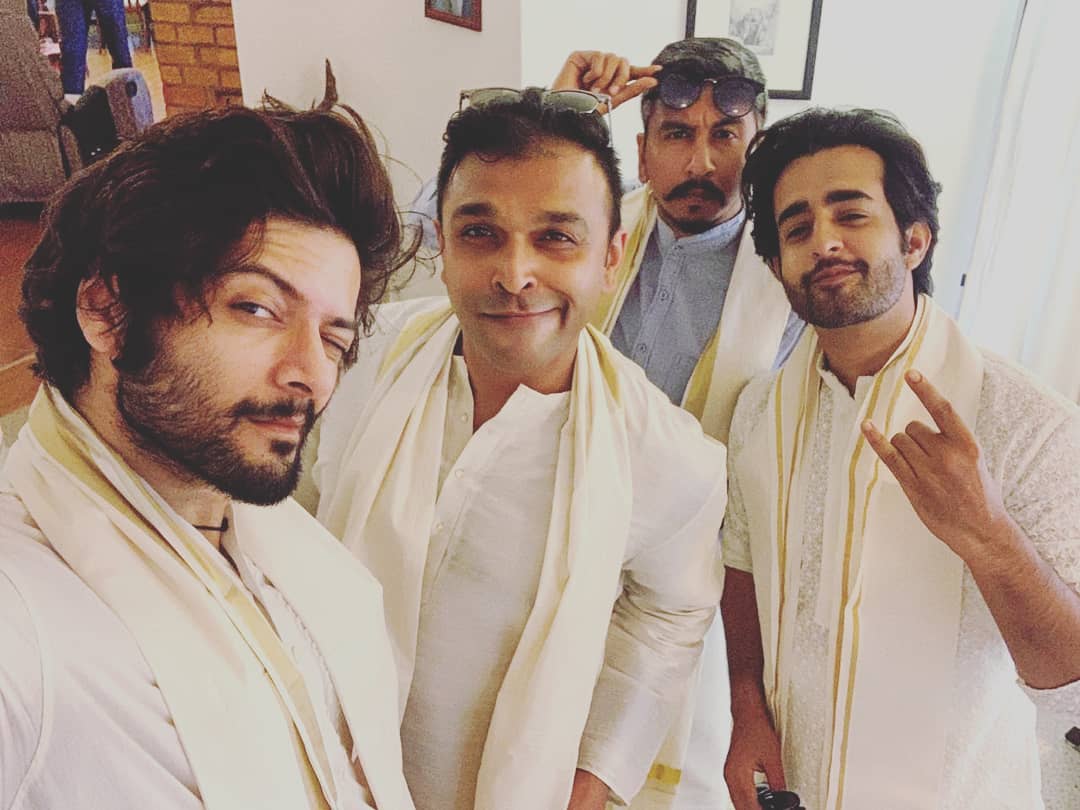 satyajeet_dubey's tweet photo. Munde Game on ✌️
Groom's men swag🕺Mallu style🎇
Our boy, the dashing groom @vj_tomas and the groom's men @TheLastBarman @alifazal9 and me of course. https://t.co/DkxbIJ3nFf