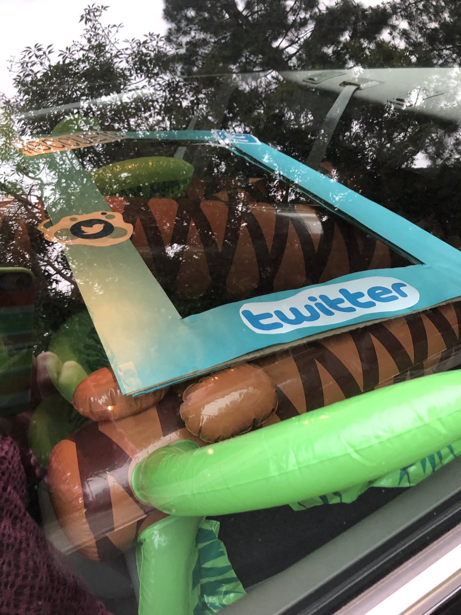 Car loaded and ready to set up for an amazing morning of PD #bccue19 at Westerly School Long Beach Walk-ins Welcome! 9-12 @beachcitiescue @Beloveteachlove @cueinc