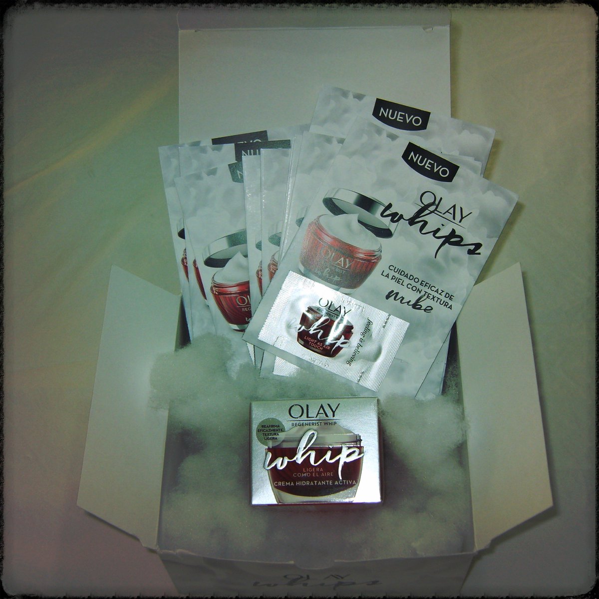 yomasaji's tweet photo. Recientemente he descubierto las nuevas cremas hidratantes OLAY Whips. Transforman la crema a líquido para una absorción instantánea. Consigues una piel luminosa y con un aspecto más joven ¡Cuidado eficaz de la piel con textura nube¡ #olaynube #olaywhips #texturanube https://t.co/sNnbYnWBGi